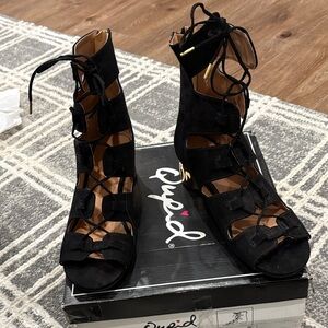 Qupid Black Lace-Up Sandals